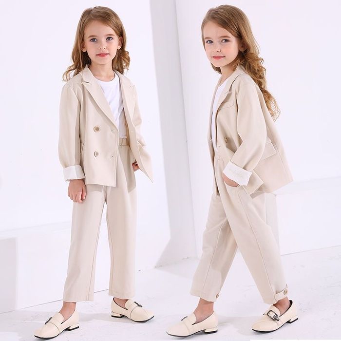 Двойка для девочек