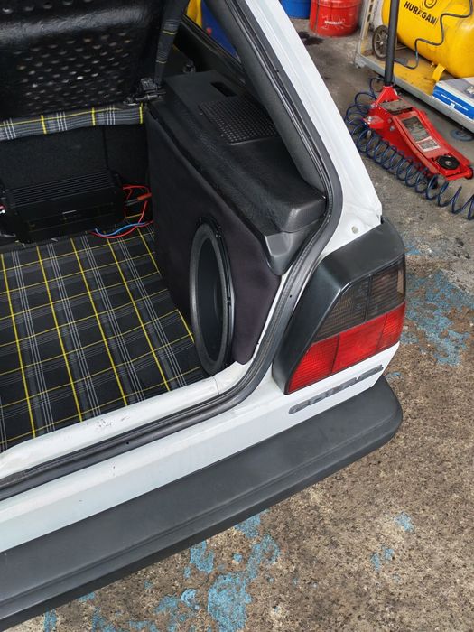 Incinta subwoofer auto dedicate