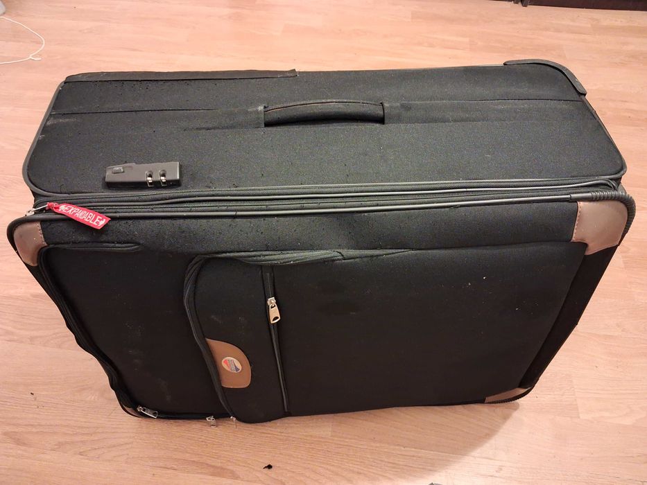 Troler,brend American Tourister 75/50/37,mare