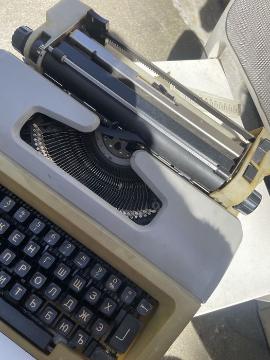 Mașină de scris URSS/Ivița -M
