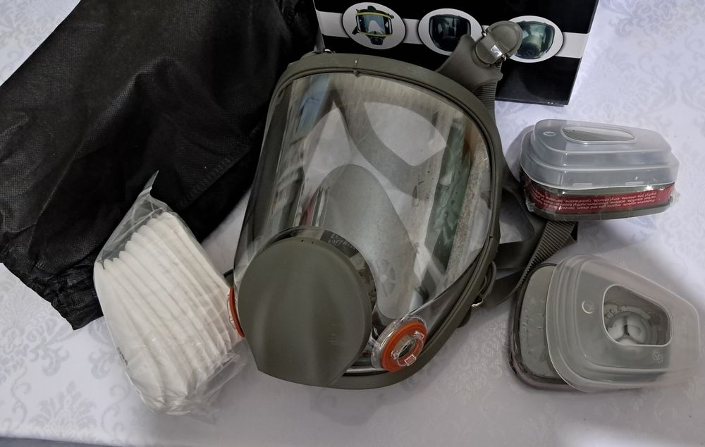 Противогаз фильтрующий/ панорамная маска, в комплекте, новый