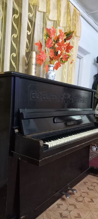 Пианино "Украина"
