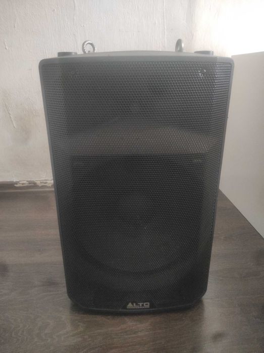 Продам две колонки альто 15 дюймов