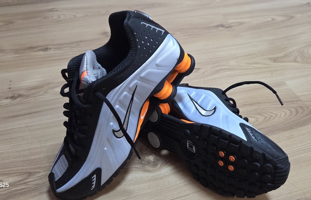 Маратонки Nike, 38 номер