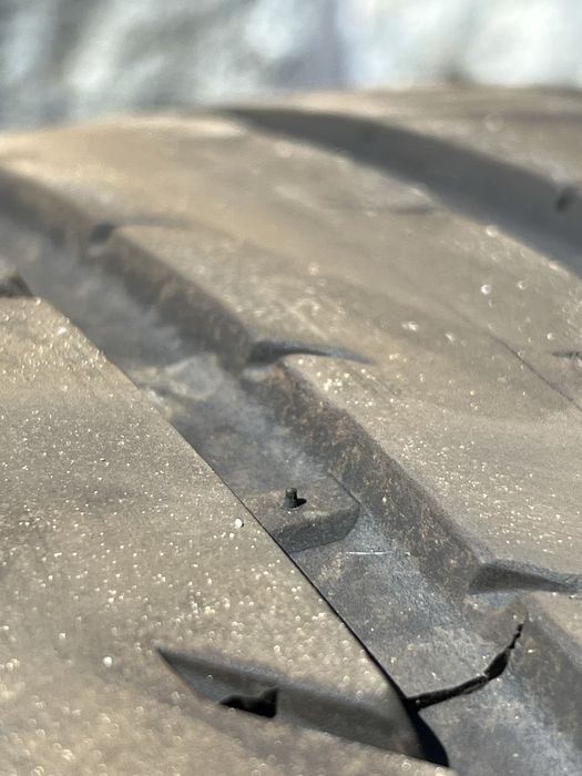 Doua anvelope / cauciucuri de vara 245/40R18