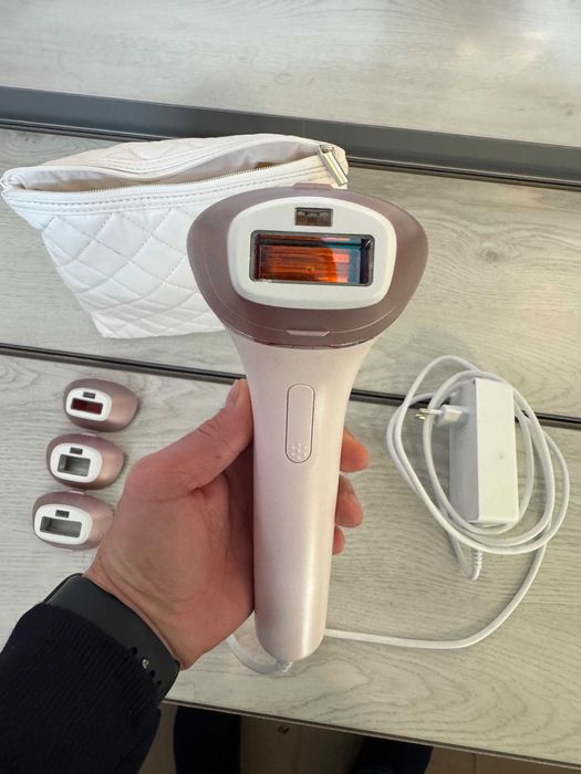 Philips Lumea IPL Seria 9000 – BRI958/00 – complet funcțional