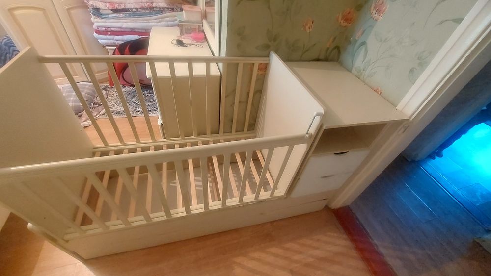 Манеж детский для ребенка