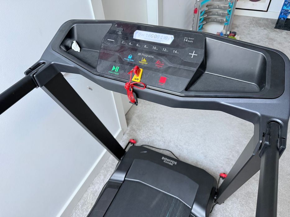 Banda alergat Domyos compacta Run 100E nefolosita