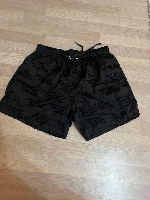 Къси шорти,бански