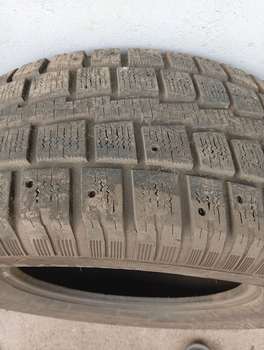 Продам комплект всесезонной резины.