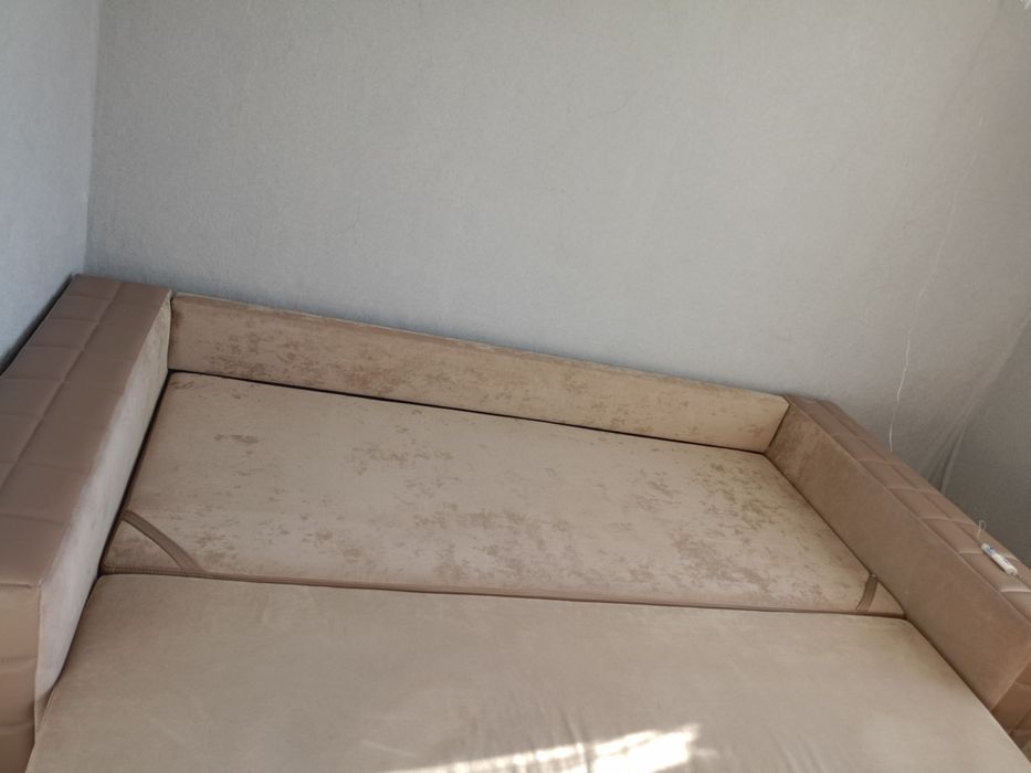 Продам диван в отличном состоянии