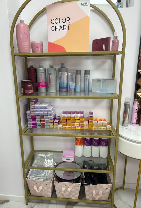 Etajeră din sticlă