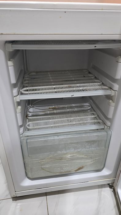 Срочно продам холодильник