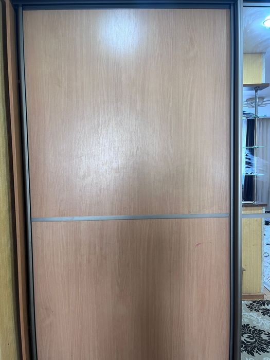 Продам шкаф купе