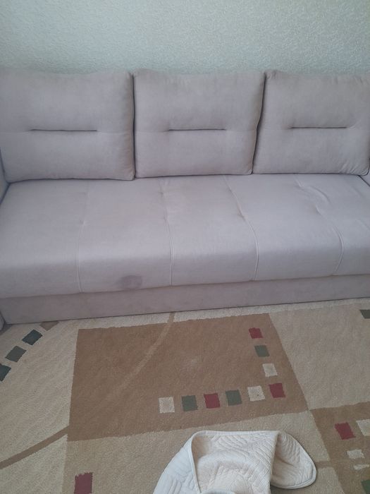 Продам диван. В хорошем состоянии