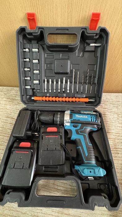 Шуроповерт Макита