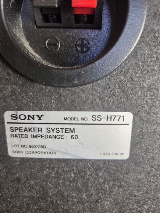 Vând  boxe Sony SS H771