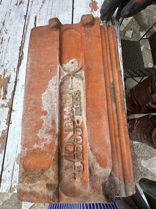 Țiglă Mondial , Muschong, Olane