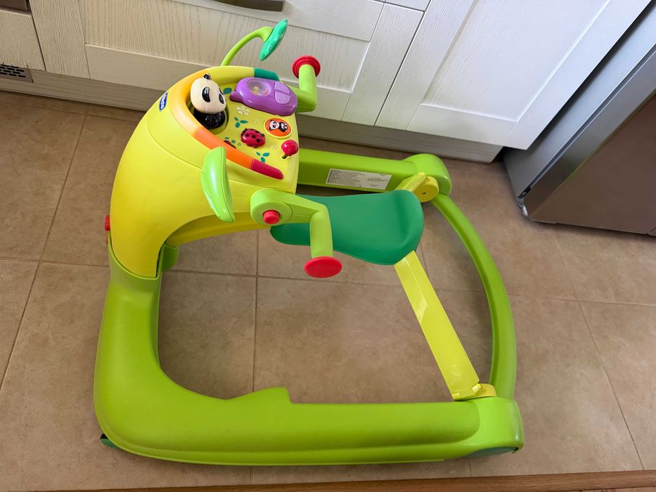 Проходилка Chicco 3 в 1 - Baby Walker, зелена