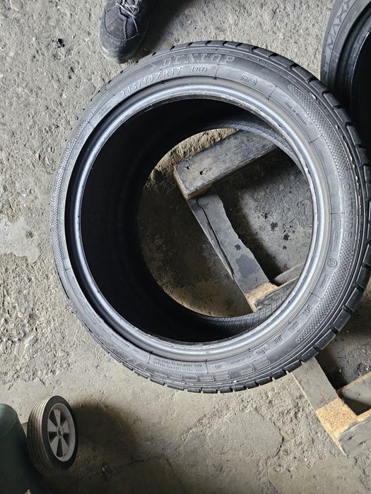 2 anvelope vara 245 40 17 Dunlop