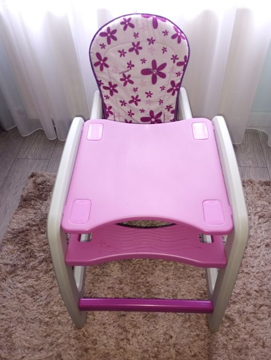 Scaun de masa 2 in 1 pt. bebelusi si copii