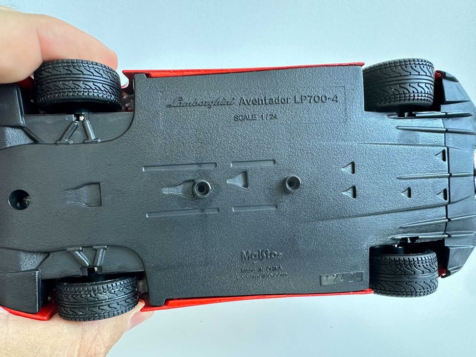 Macheta auto Maisto Lamborghini Aventador LP700-4 1/24