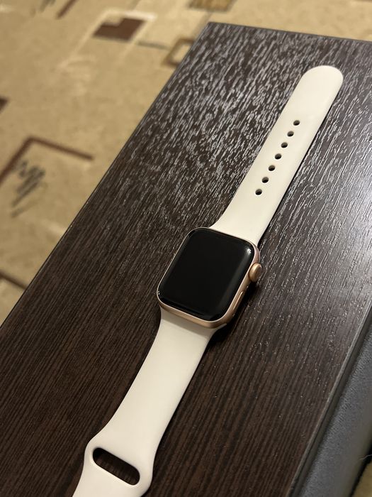 Apple Watch SE, 40mm