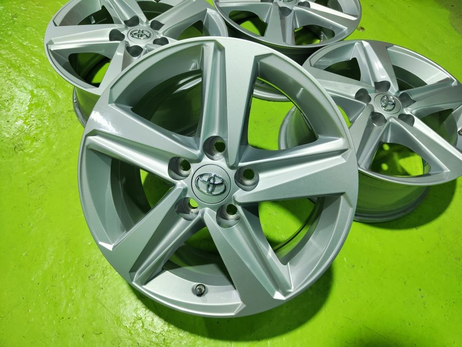 16 5x114.3 Toyota лети джанти 5х114.3 тойота