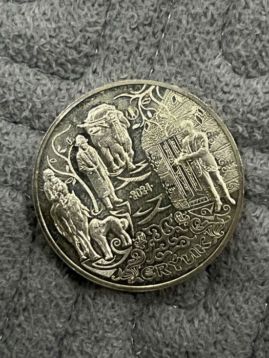 Продам юбилейные монеты. НЕ В ОБОРОТЕ.