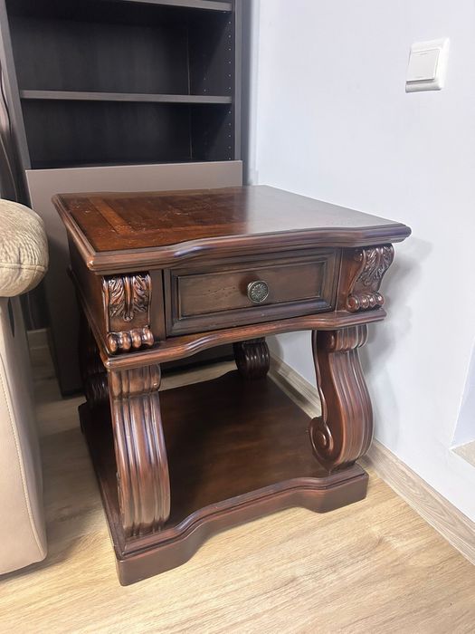 Doua piese Ashley masa cafea vitange