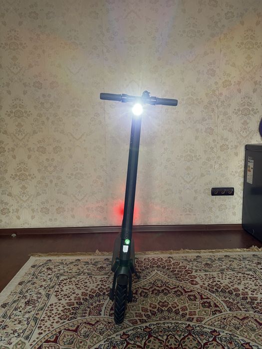 Электросамокат Ninebot KickScooter E25
