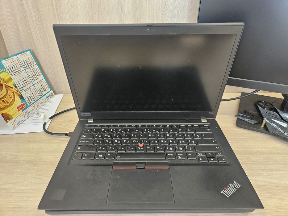 Ноутбук Lenovo thinkpad  T490s