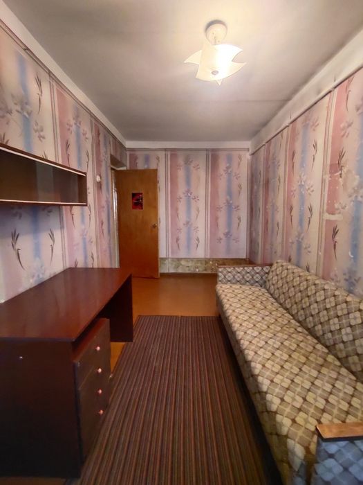 Продам 4 ком квартиру. Кирпич. ЭКО базар. Тараканчик. Ялангач