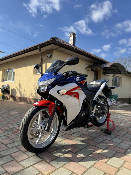 Honda cbr 250r ABS A2