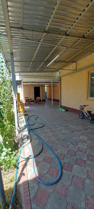 Үй сатылады.Бір аулада 2 үй.