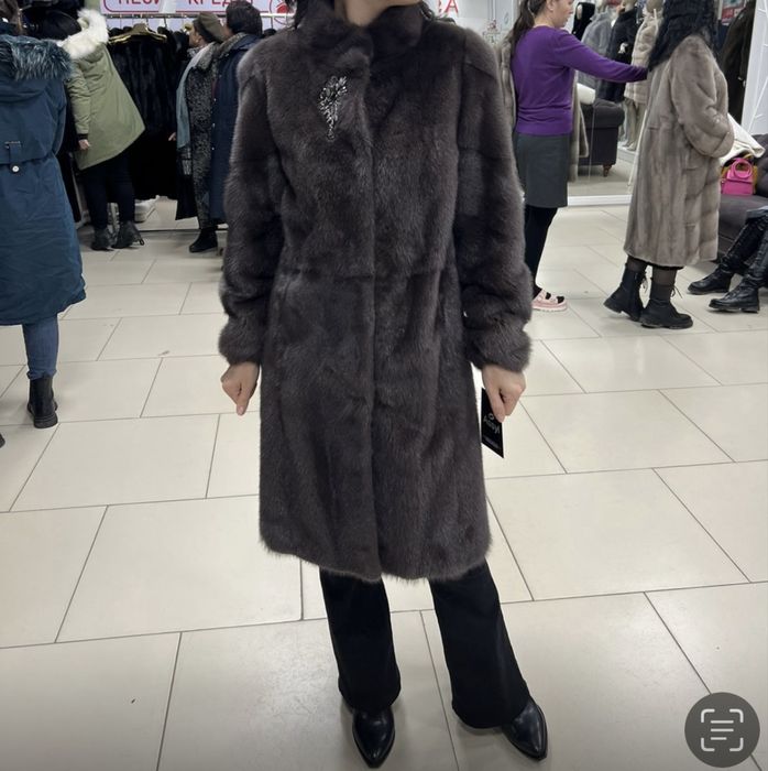 Продам шубу норковую