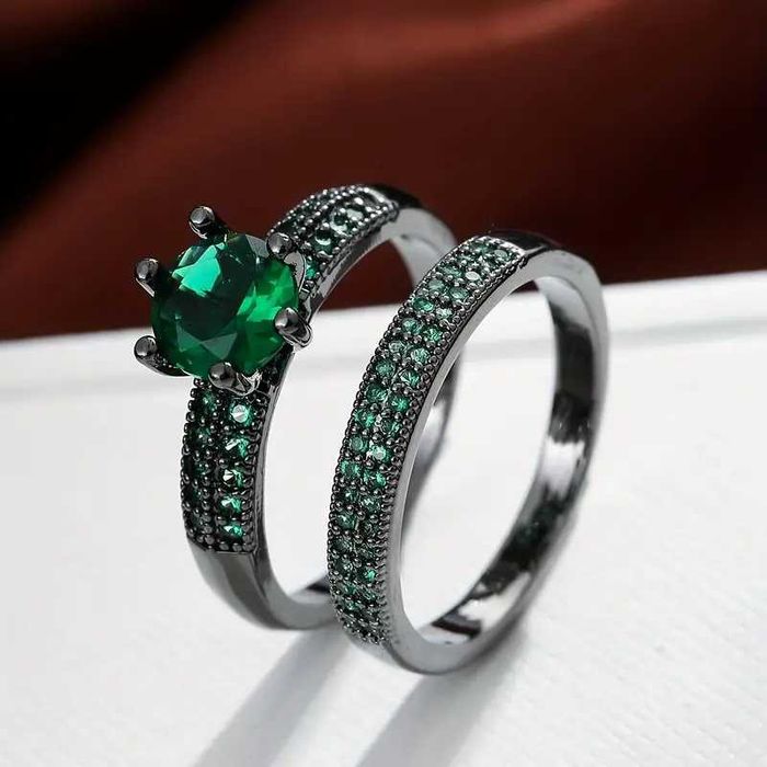 Пръстен с цирконий