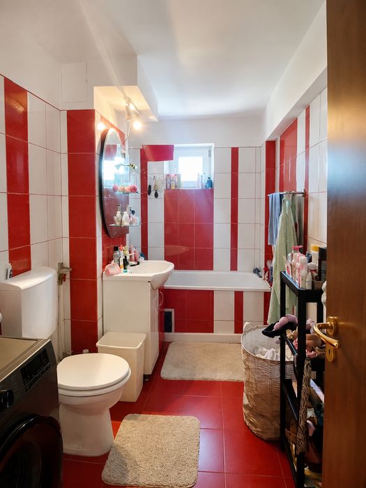 Caut colega de apartament - zona Institut