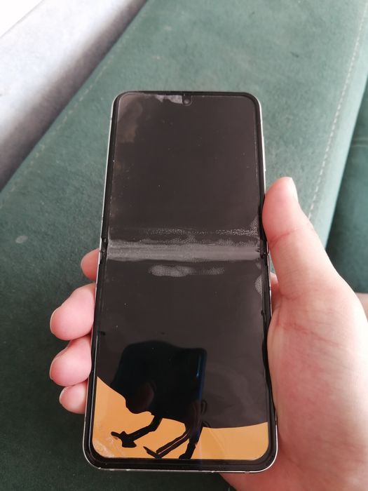 Samsung z flip 5 256gb,