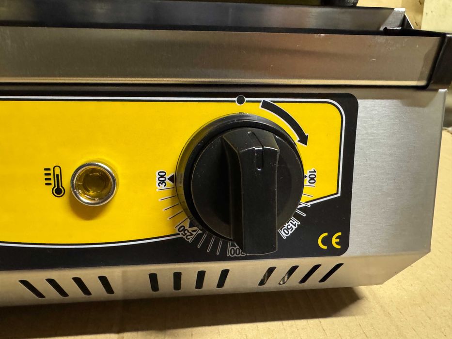 Професионална Електрическа Скара Чугунена Плоча Оребрена - 51 см