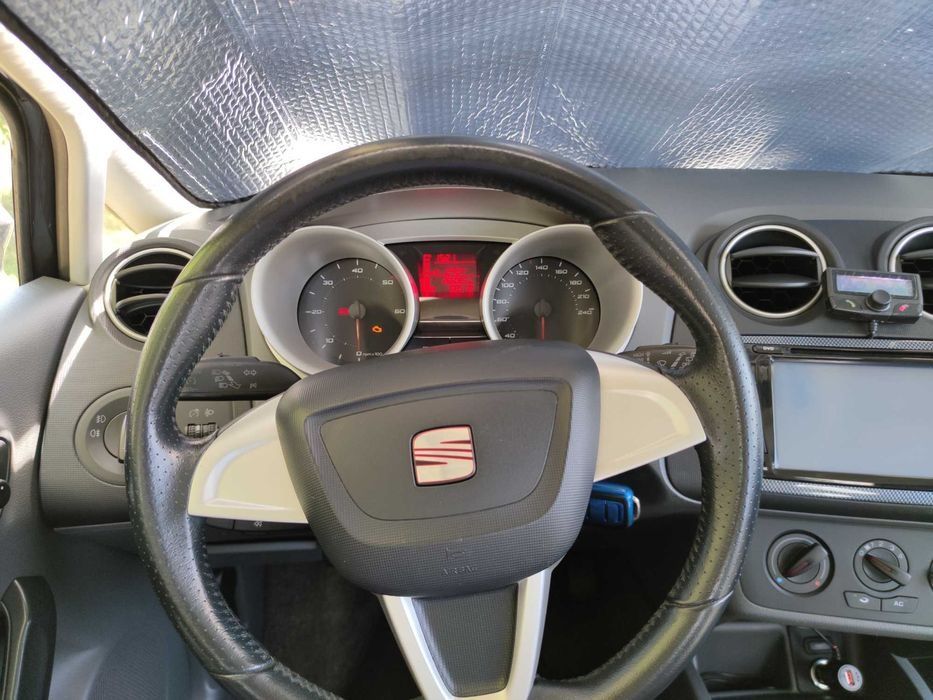 SEAT IBIZA ST 6J , 2012 , 266000 KM , 1800€ NEGOCIABIL
