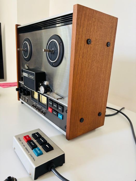Magnetofon Teac A-2300SX cu telecomanda