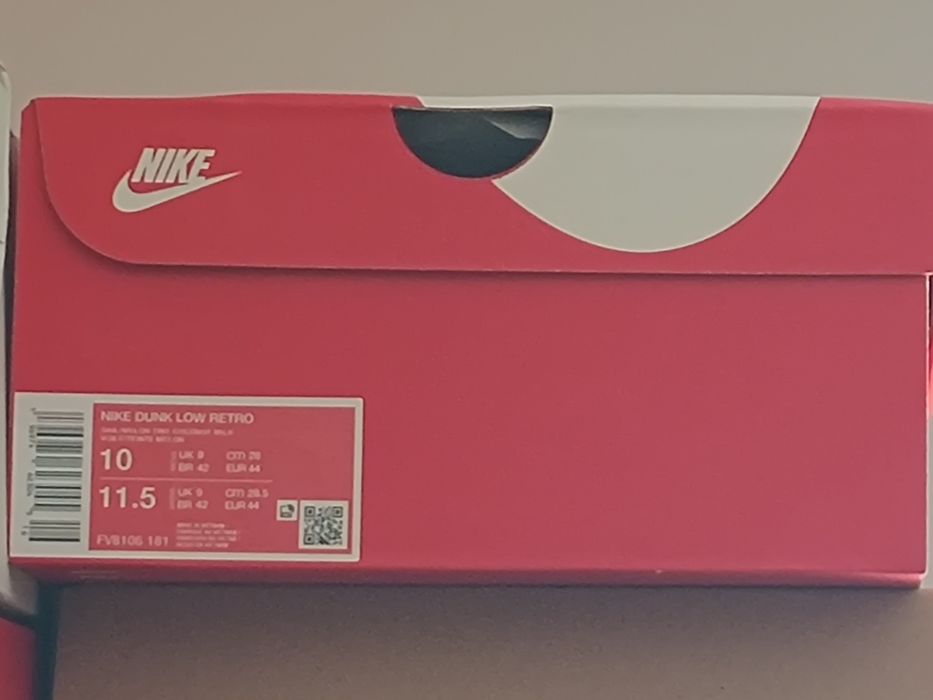 Adidasi Nike Dunk Low Retro