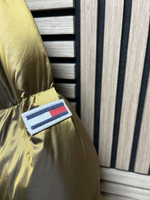Tommy Hilfiger : New York Down Hooded- 80% пух  размер XS/S Оригинал