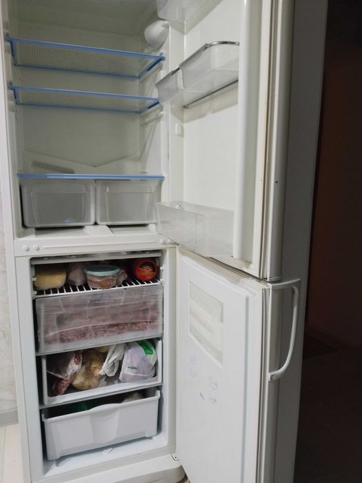 Холодильник Индезит б/у