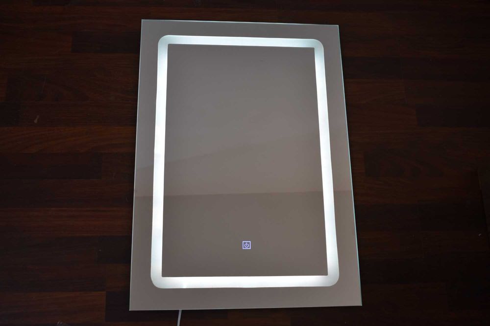 Oglinda 50x70 sau 60x80 baie cu led