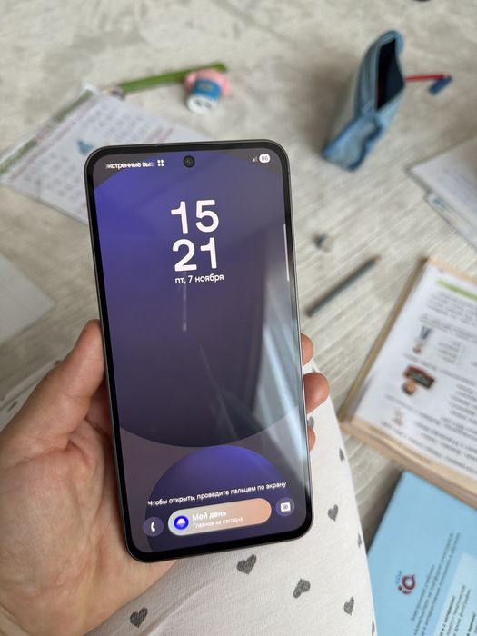 Самсунг Галакси С24Фее