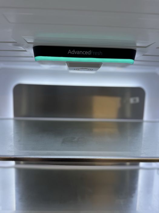 Frigider american Multi Door Sharp SJFA35IHXIE