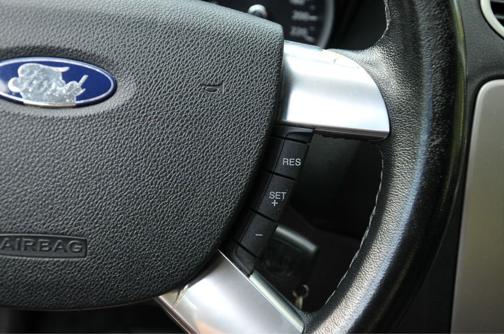 FORD Focus 2008 — imagine 4