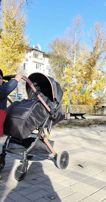 Продам коляску прогулочная